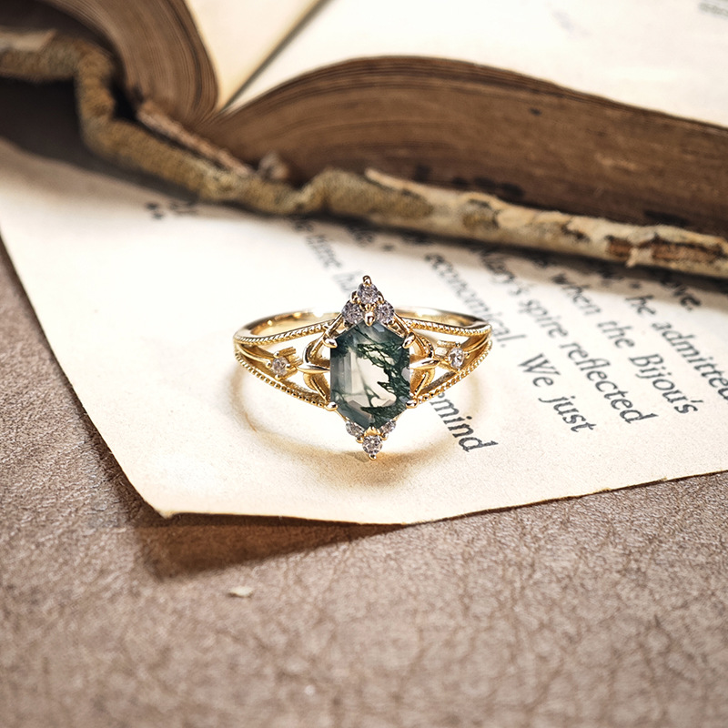 Moss Agate Engagement Ring Guide