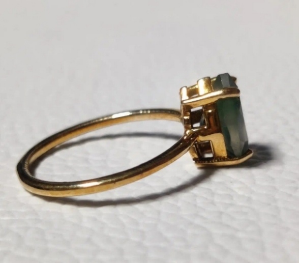 Common moss agate ring with open base